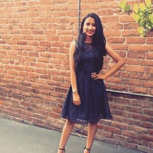 Meet your Posher, Yakshita